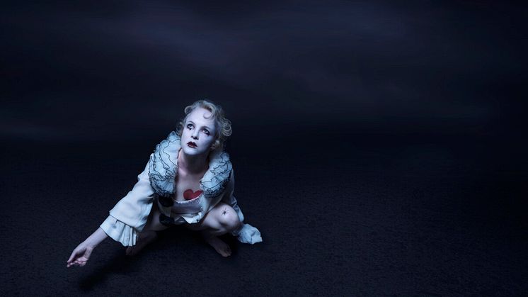 Pierrot lunaire_webb.jpg
