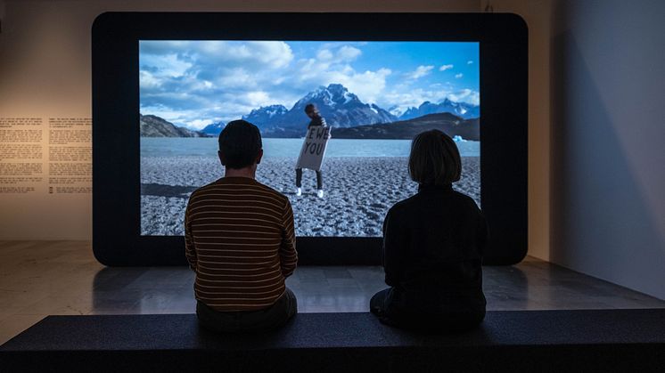 Play, installation2