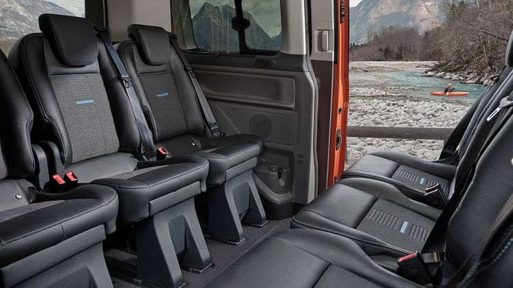 FORD_2020_TOURNEO_CUSTOM_ACTIVE-05