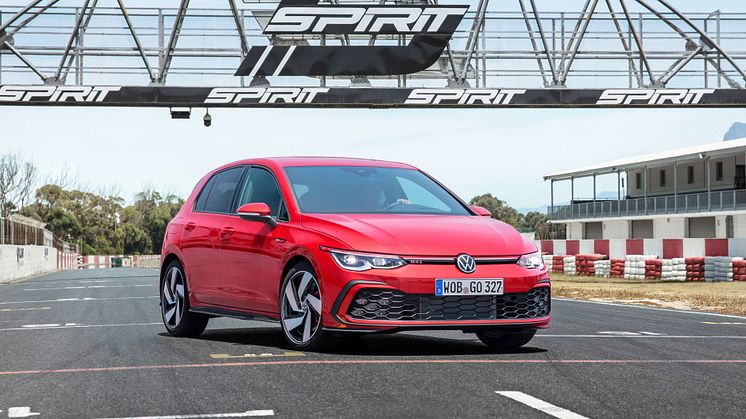 Golf 8 GTI 2020.jpg