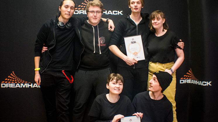 Studenterna som utvecklat spelet Faefever. Foto: Monkey Wizard Entertainment