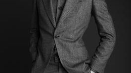                                                       Lars Wallin har med sig delar av sin "Ready to Wear Collection"