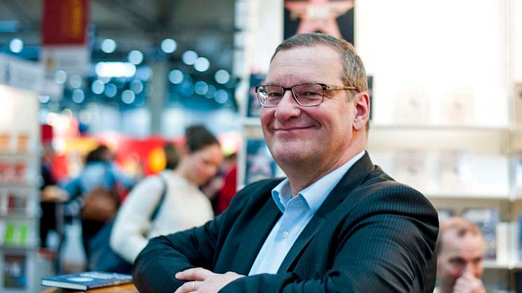 Bücher zu machen war schon immer politisch – ein Gespräch mit Dietrich zu Klampen