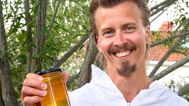 Paul Svensson med egen honung