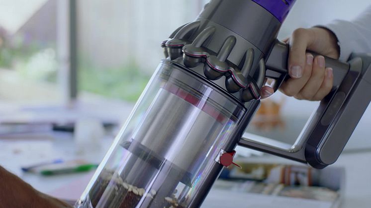 Dyson Cyclone V10 b-roll Material
