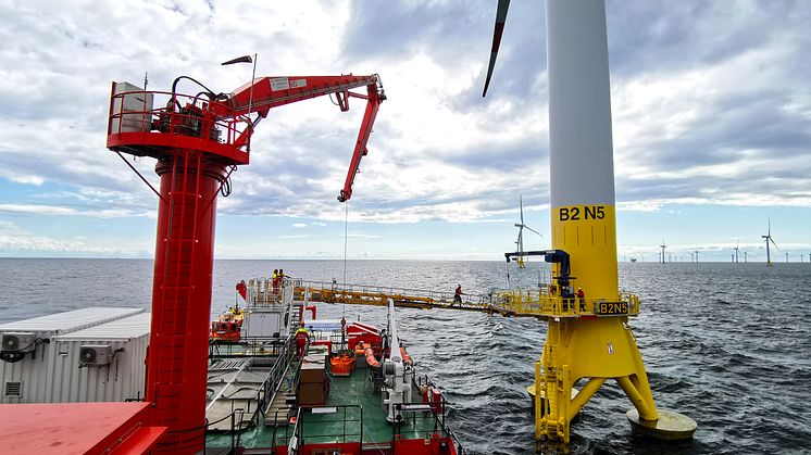 The 'Esvagt Dana's gangway can operate to both sides and safely transfer technicians to the offshore wind turbine.