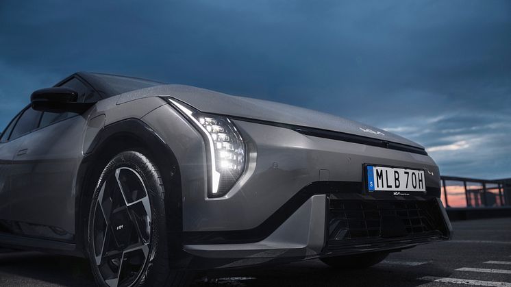 Elbilen Kia EV4 lanseras Sverige 