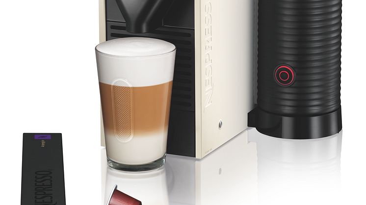 Årets julklappstips från Nespresso UMilk - ny kaffemaskin med integrerad mjölkskummare 
