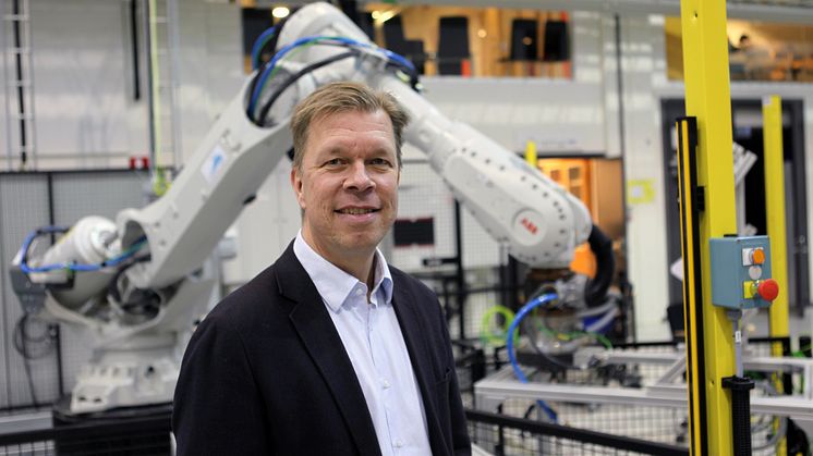 – Den innovativa tillämpade forskningsmiljön på PTC och Högskolan Väst är väldigt värdefull för oss. Vi vill vara nära akademin, säger Peter Emvin som är ansvarig för teknologiplanering och additiv tillverkning på GKN Aerospace Sweden i Trollhättan.