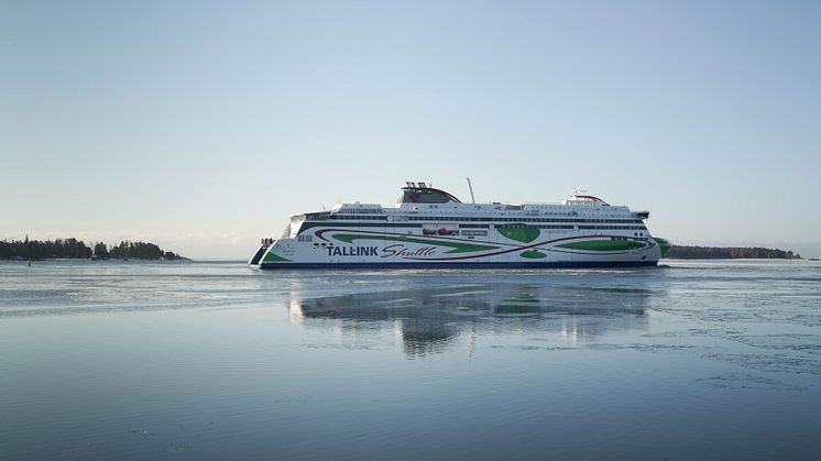 Die Megastar auf ihrem Weg von Helsinki nach Tallinn