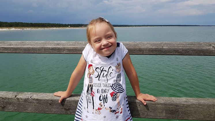 Lily Stenzel (7) 