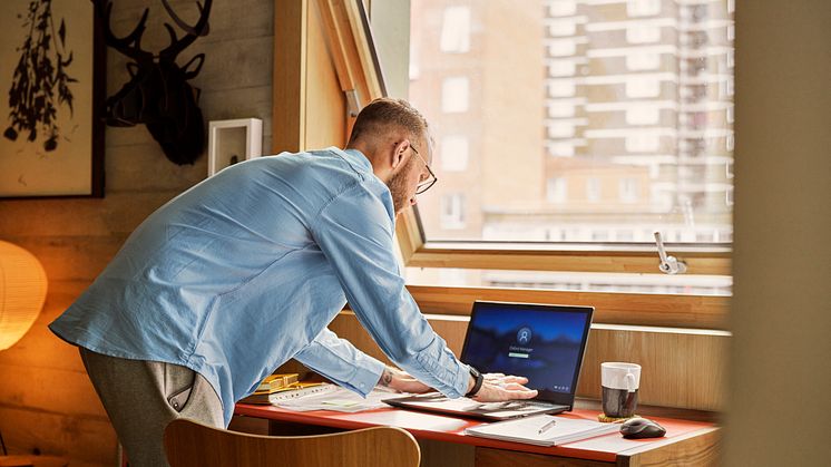 LI20 Work From Home Global 02.jpg