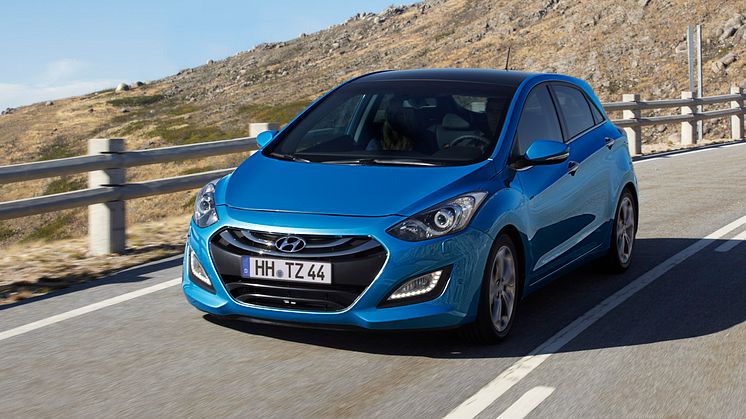 Hyundai viser bilder av nye i30