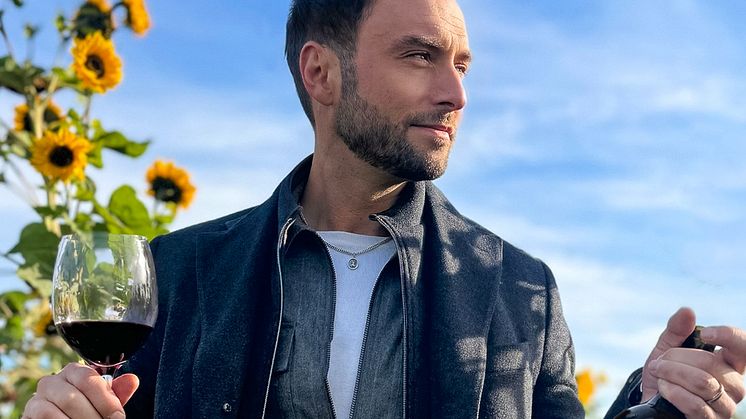 Måns Zelmerlöw MZ Cape Collection.jpg