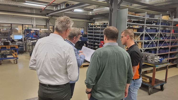 viser frem hydranor-produkter
