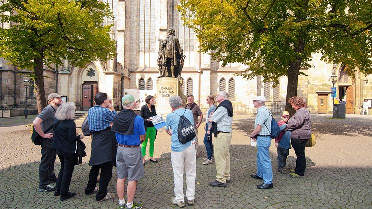 Das neue Bach-Denkmal vor der Thomaskirche in Leipzig ist eine Station bei den Bachrundgängen 2018
