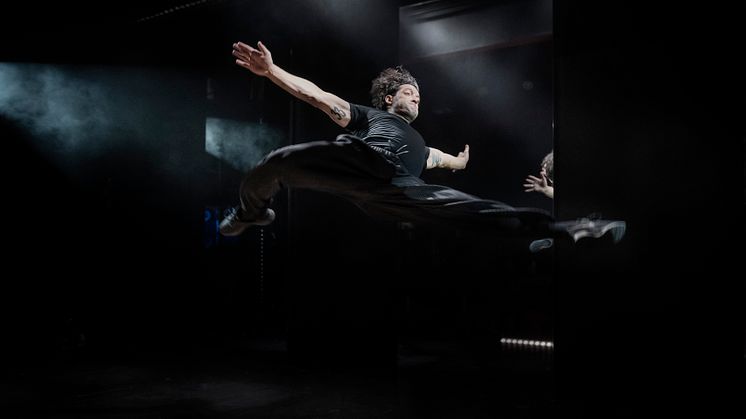 Dansa Rennie! / Rennie Mirro