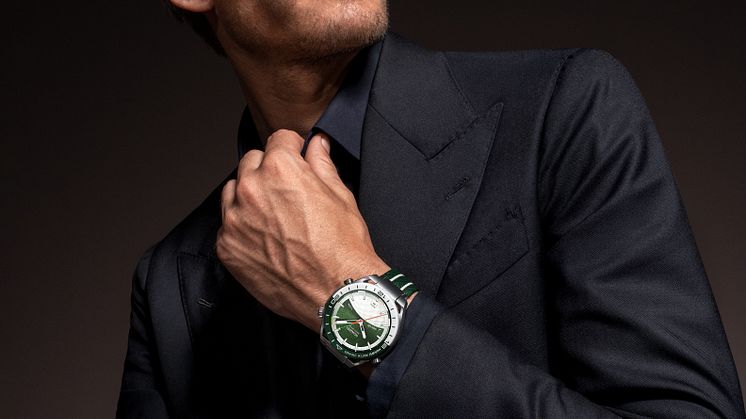 Huawei Watch Ultimate_creative shots_business 4_JPG_0828.jpg