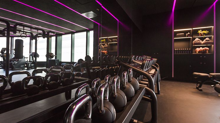 Clarion Hotel Sign Gym