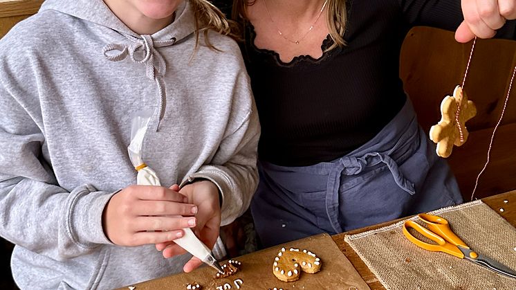 Britta og Frida Surland