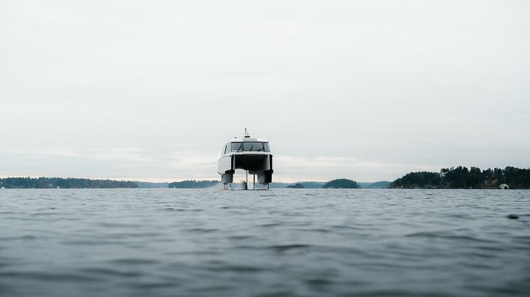 Candela P-12 taking off outside Stockholm's port