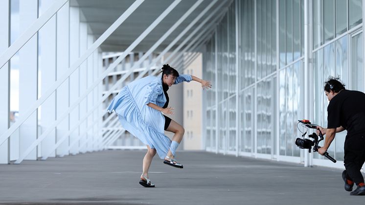 RF 16–28MM F2.8 IS STM_5A_3250_BTS_Lifestyle.JPG