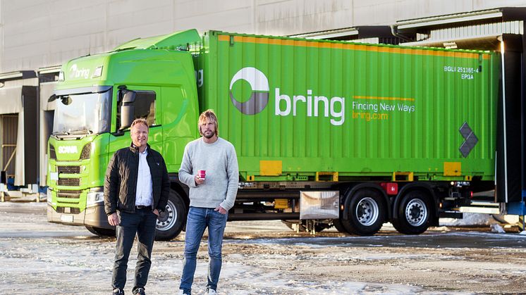 Logistikkdirektør Thor Molle  (t.v.)  og eier Einar Øgrey Brandsdal i Brandsdal Group. 