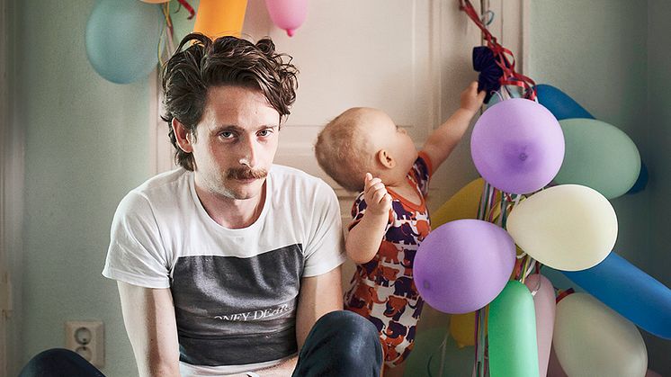 Från utställningen Swedish Dads. Fotograf: Johan Bävman.