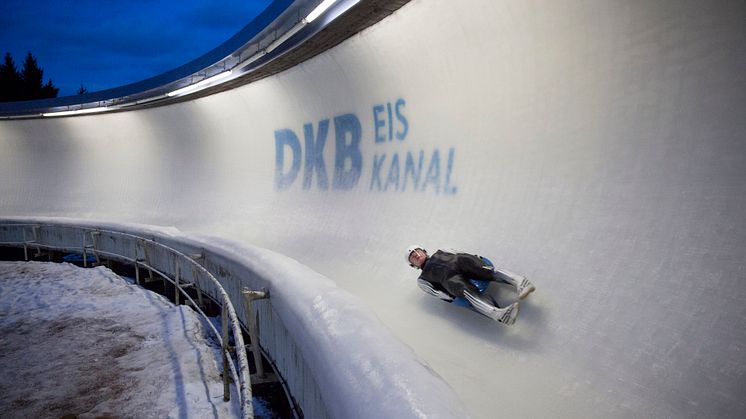 Neben Erlebnis "Gästebob" kann man an der Rennschlitten & Bobbahn Altenberg auch Trainigsrunden & Wettkämpfen zuschauen