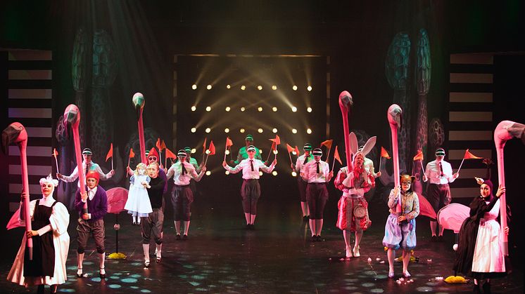 Alice i Underlandet - Viktor Morell, Caroline Rauf, Annika Kofoed, Daniel Adolfsson, Tuva Börgedotter Larsen, Martine Bakken Lundberg