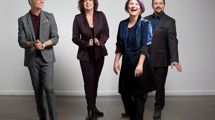 301_The-Manhattan-Transfer-by-John-Abbott
