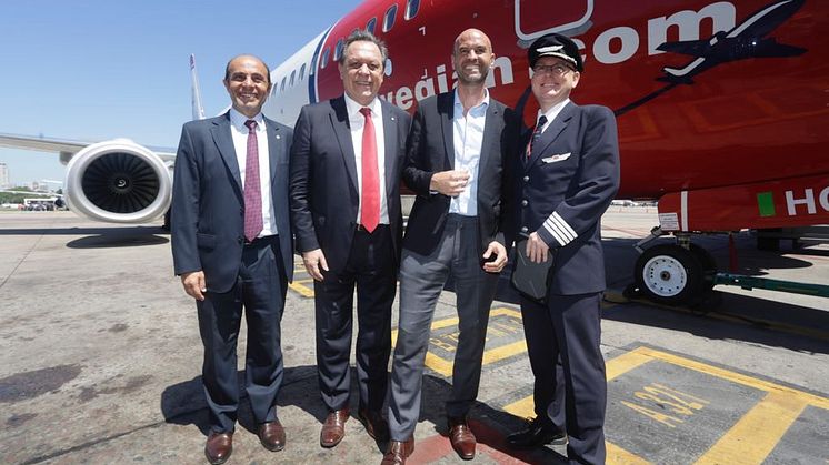 Kuvassa vasemmalta: Tourism Chamber Argentinan puheenjohtaja Aldo Elias, matkailuministeri Gustavo Santos, liikenneministeri Guillermo Dietrich ja Norwegian Air Argentinan toimitusjohtaja Ole Christian Melhus.