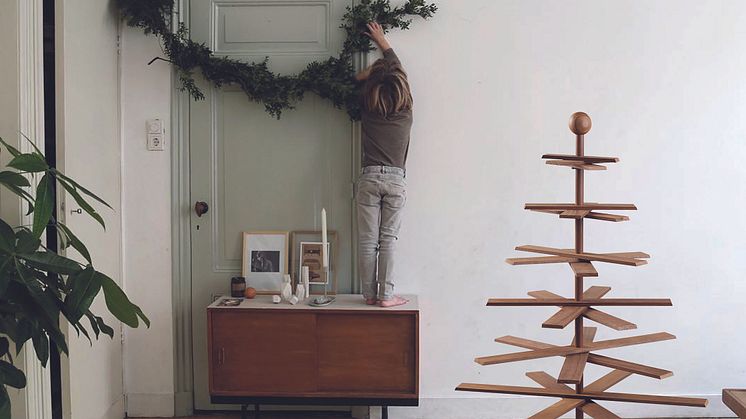 Dieser Weihnachtsbaum ist für diejenigen entworfen worden, die das skandinavische Design und(!) die Umwelt lieben. Habitree wurde kürzlich mit dem „European Product Design Award“ ausgezeichnet. 