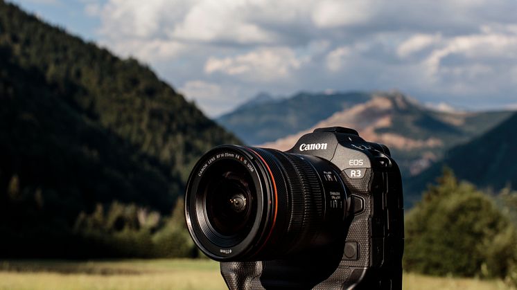 EOS R3