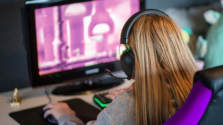 Telia oppfordrer: Ta gaming på alvor
