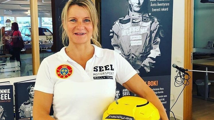 Instruktör är rallyföraren Annie Seel, ledamot i KAK Motorsport.