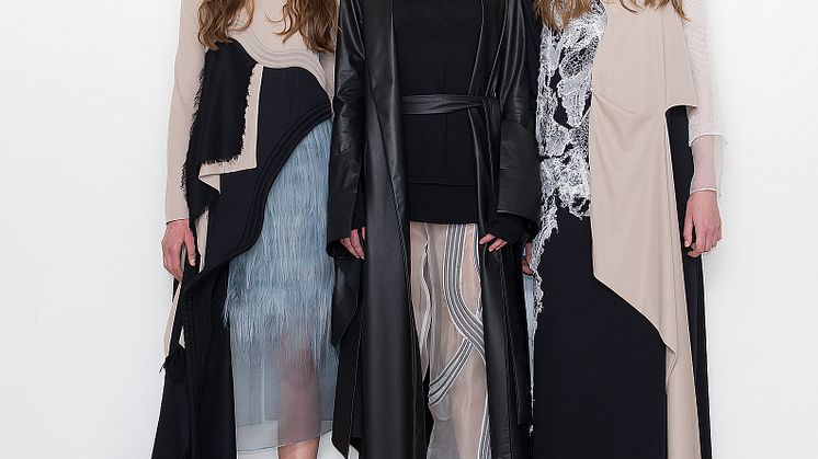 Amanda Blom (front)