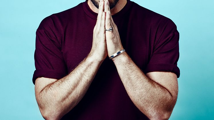 Måns Zelmerlöw öppnar sin sommar med turnépremiär på Gröna Lund imorgon torsdag 8 juni