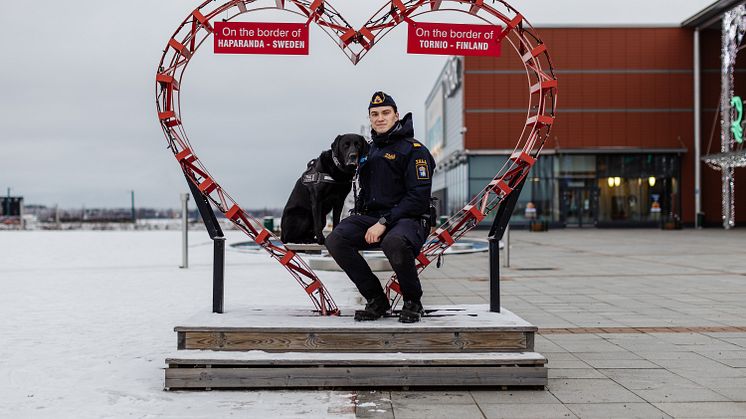 ErikFurmark och Loki- sittande Foto_Lisa Björk