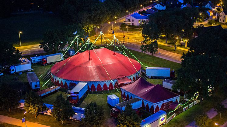 Village Chapiteaux med Cirkus Brazil Jack.jpg