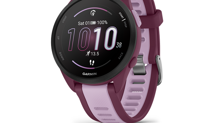 Forerunner165_HR_berry_front-left_0000_merlot_watchface_outlined