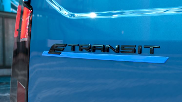 2023 FORD E-TRANSIT COURIER (13)