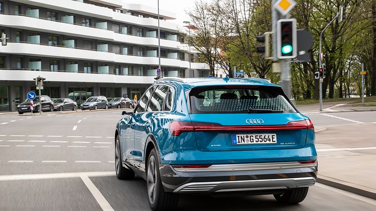 Audi lyskrydsinformation