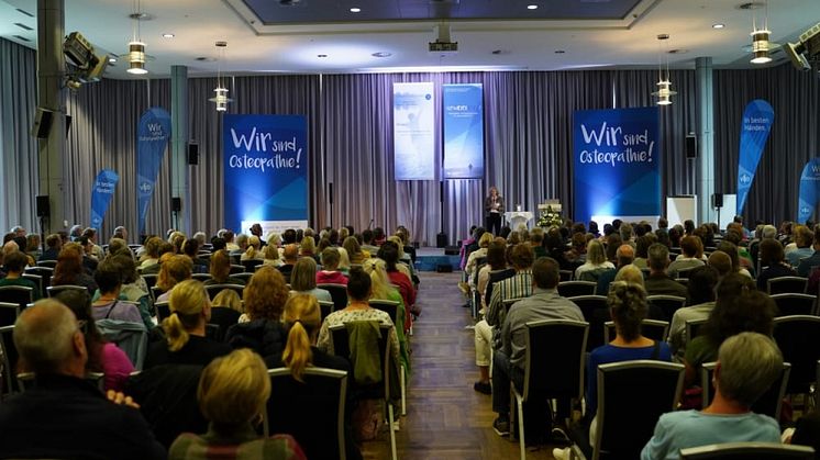 „Nur ein Berufsgesetz schafft Transparenz und Rechtssicherheit“ / VOD: 450 Osteopathen beim internationalen Osteopathie-Kongress in Bad Nauheim