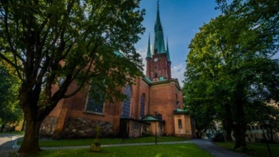 Hjälp från Kungsbacka för Stockholms hjärtat
