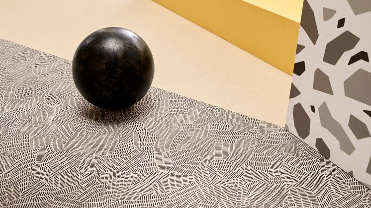 Sarlon & Modul'up 2021_223 sand canyon_409 black & white doodle_close-up