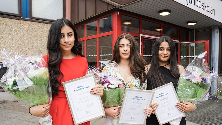 Unga förebilder i Hjällbo fick belöning