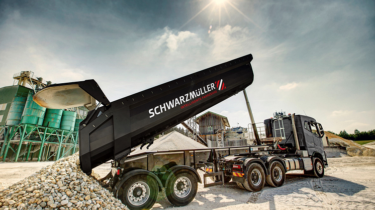 Schwarzmüller delivers all trailers ex works with idem telematics
