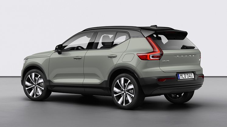 Volvo XC40 Recharge P8 AWD i Sage Green