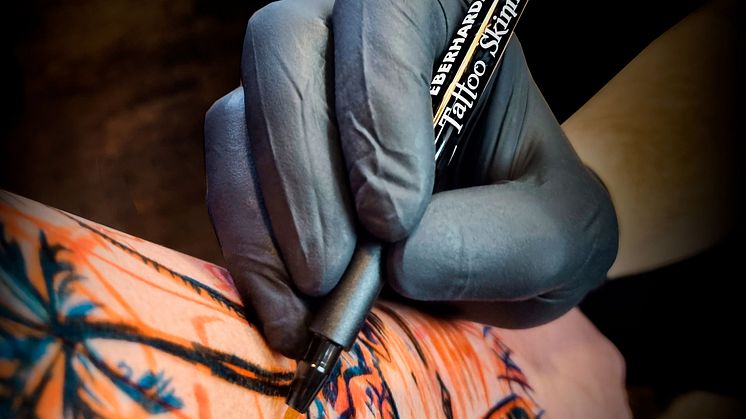 Tattoo skinmarker orange image